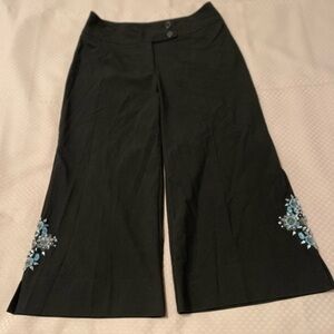 Karen Kane black wide legged cropped pants with rhinestones & beads. Size 8.